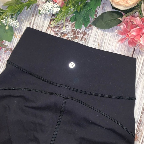 Lululemon In Movement Tight - Picture 14 of 16